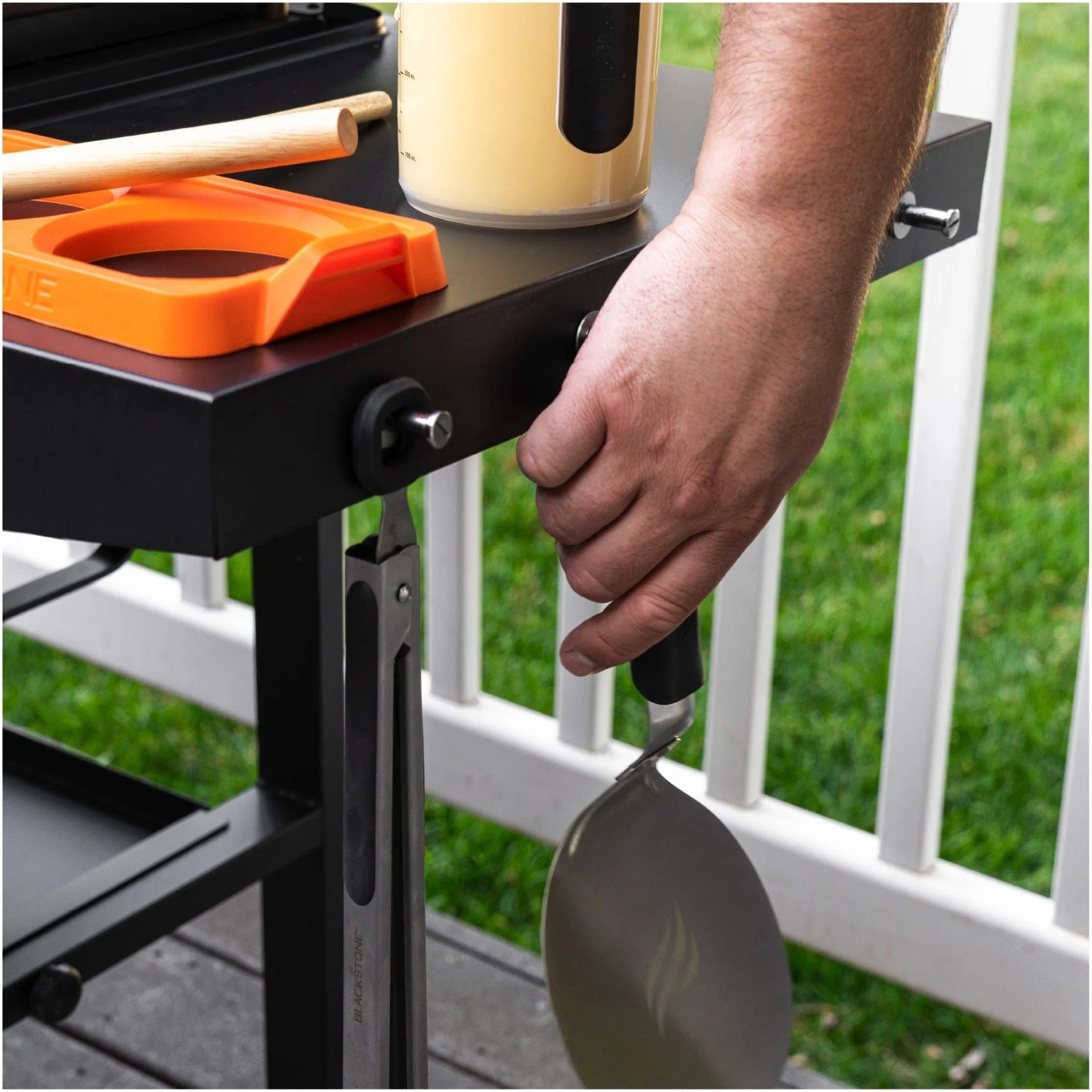 28" XL Griddle with Hood